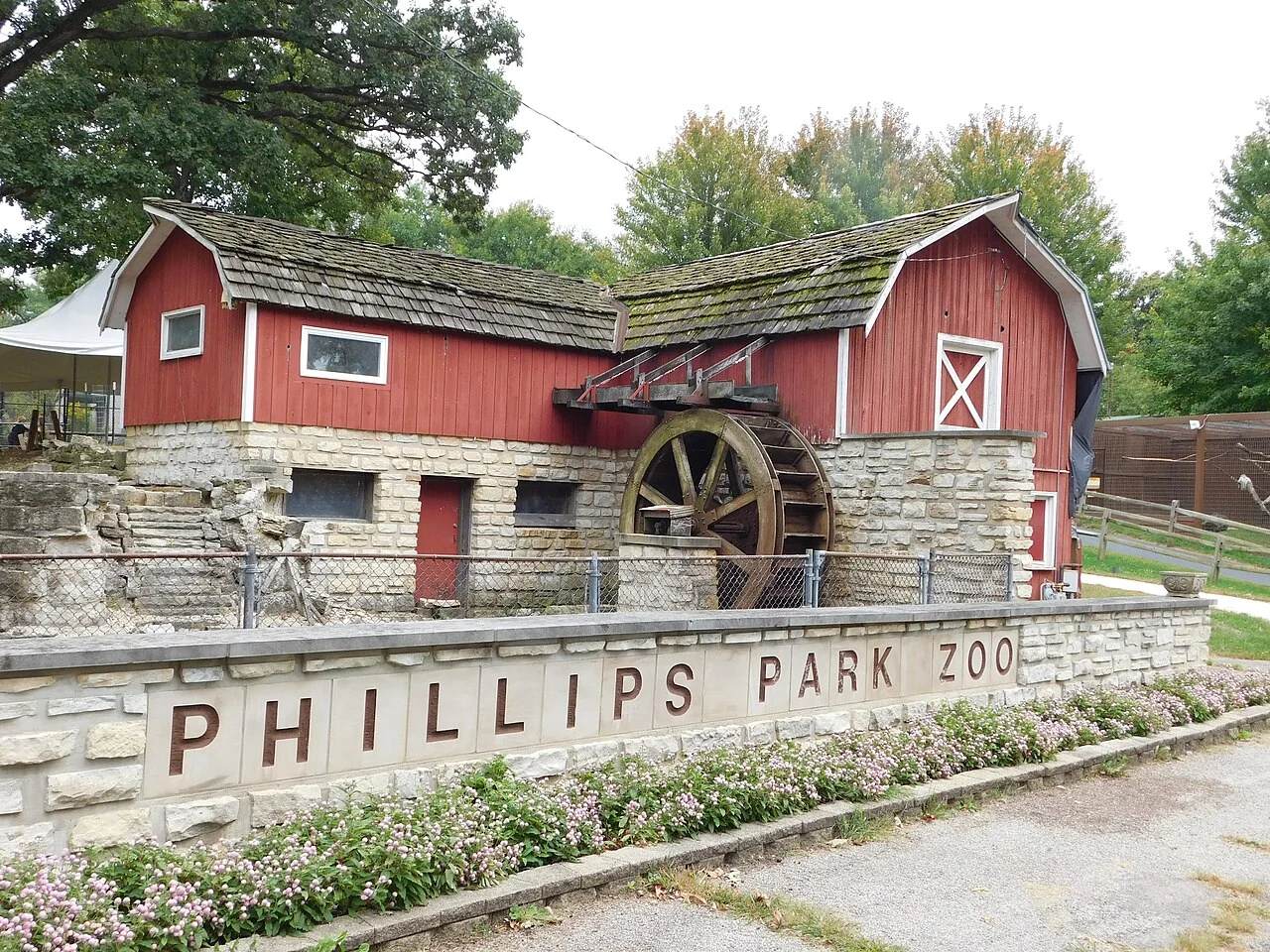 Phillips Park Zoo