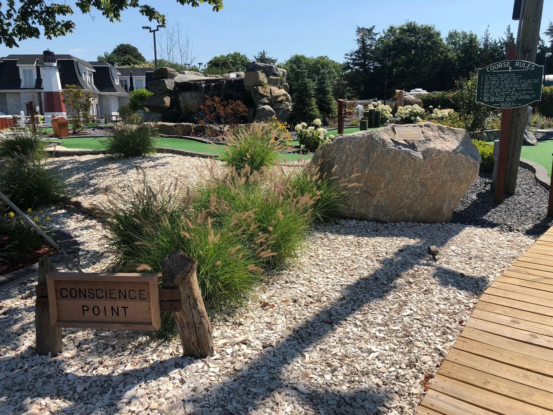 Hamptons Mini Golf